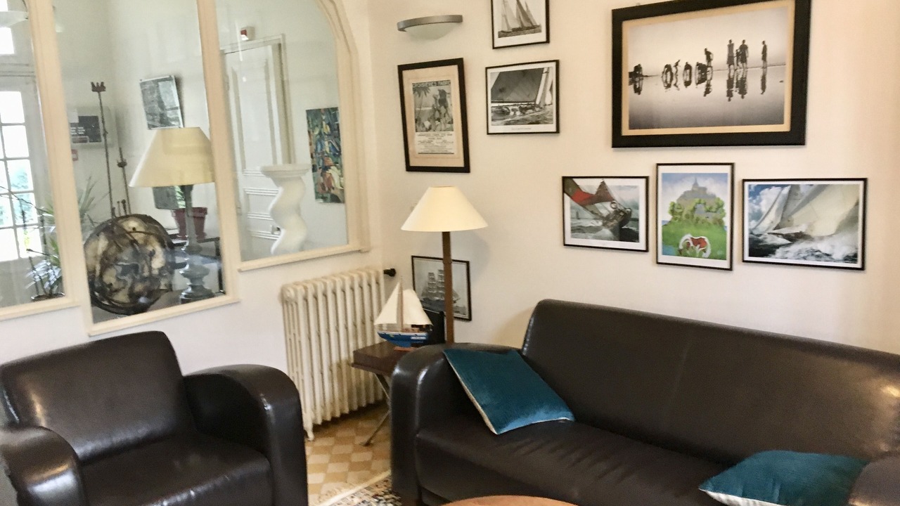 Photo of Livingroom in Saint-Coulomb