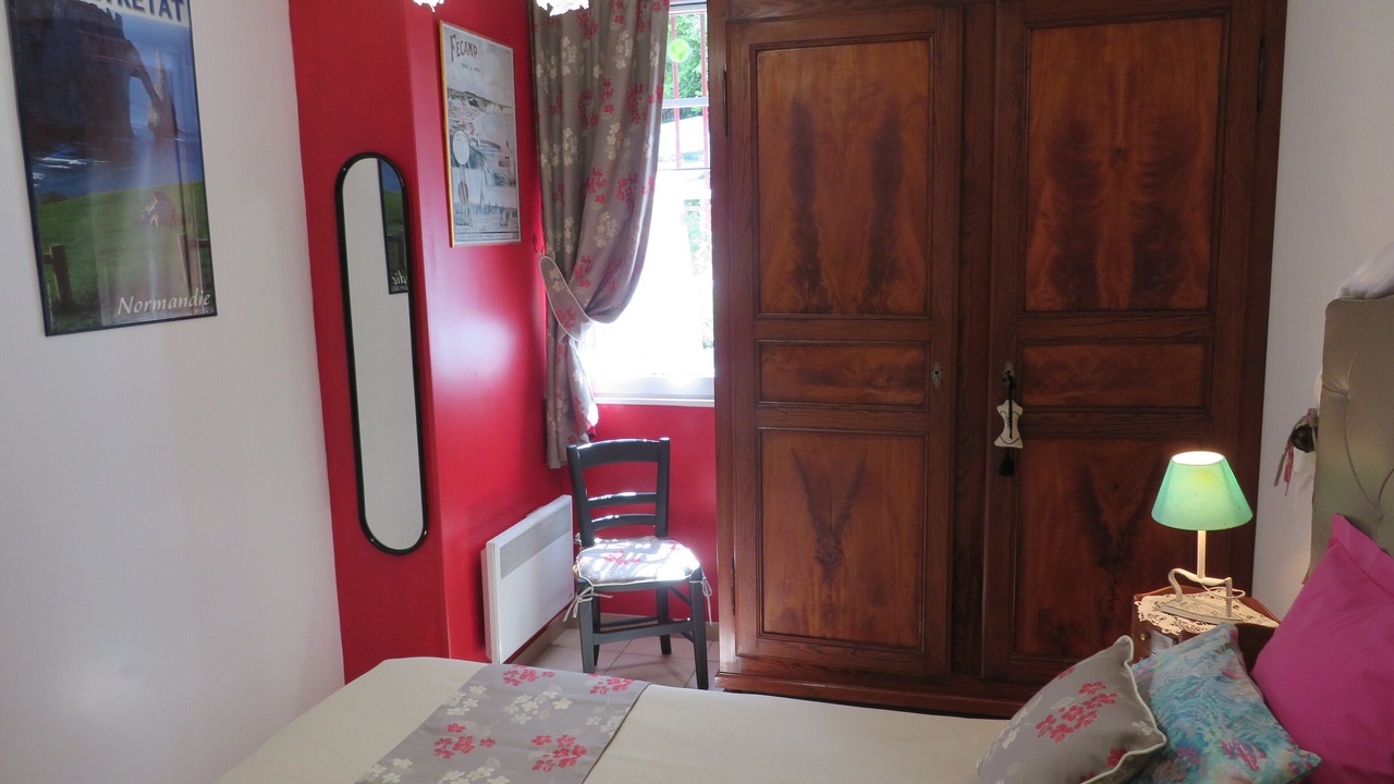 Photo of Bedroom in Saint-Leonard