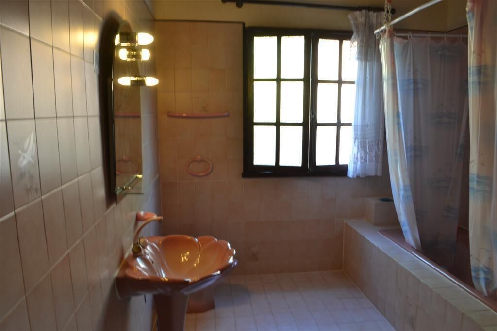 Photo of Bathroom in Moussan