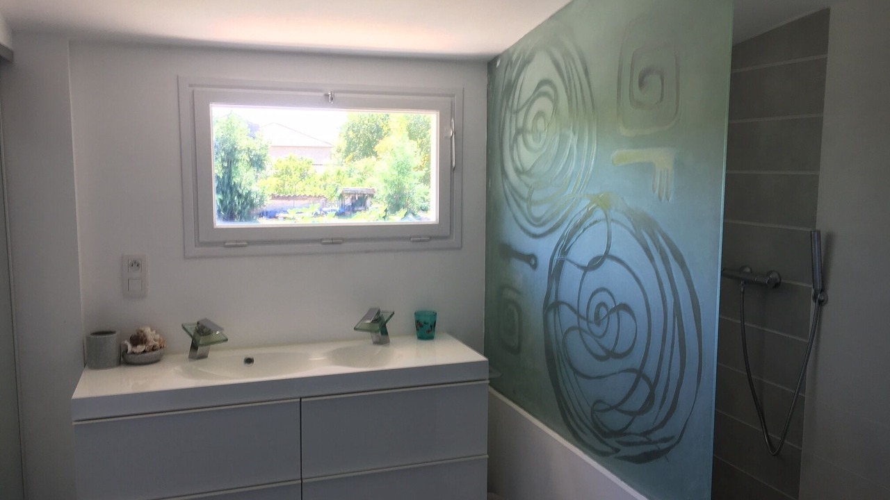 Photo of Bathroom in Florentin