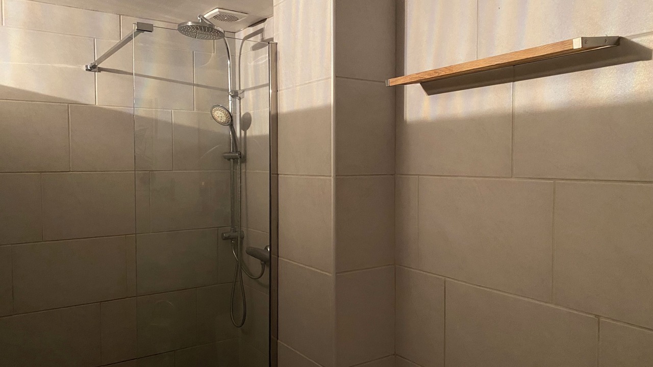 Photo of Bathroom in Florentin