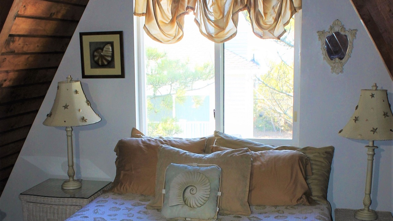 Photo of Bedroom in Harvey Cedars