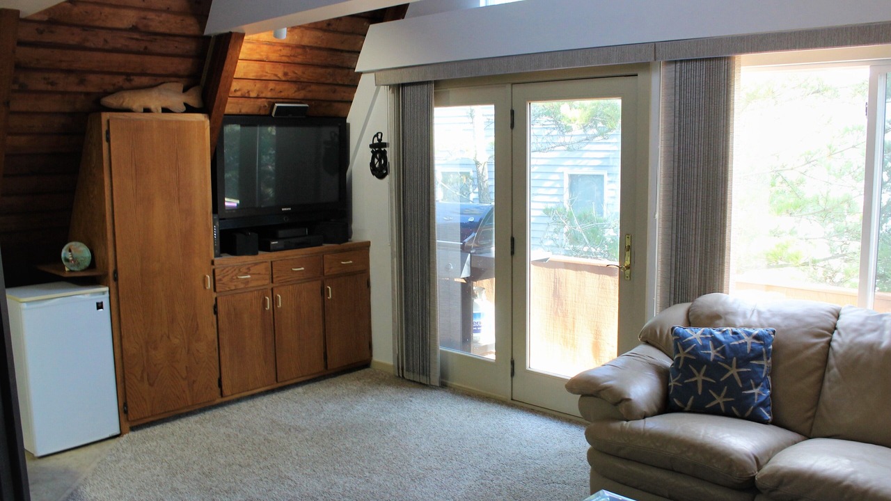Photo of Livingroom in Harvey Cedars