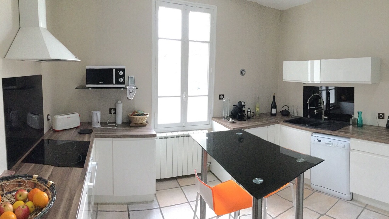 Photo of Kitchen in Entraigues-sur-la-Sorgue