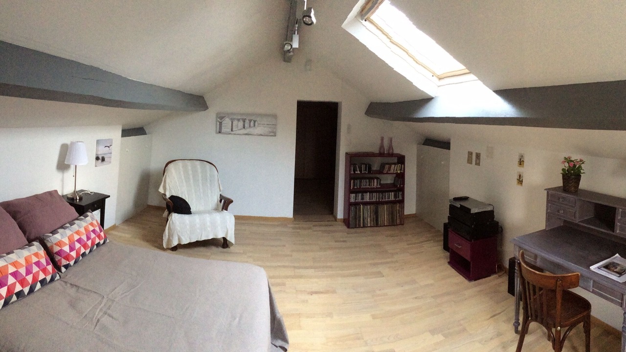 Photo of Bedroom in Entraigues-sur-la-Sorgue