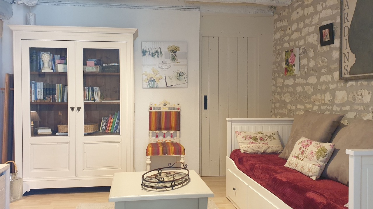Photo of Livingroom in Theneuil