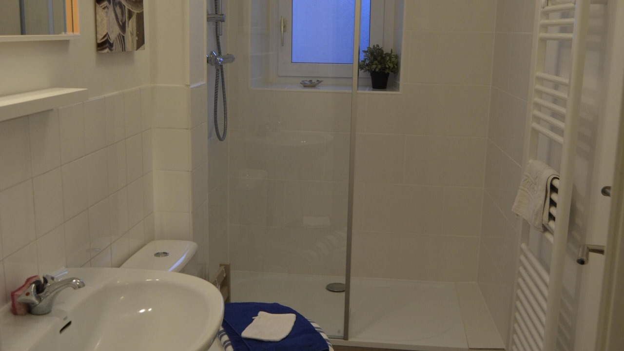 Photo of Bathroom in Crozon