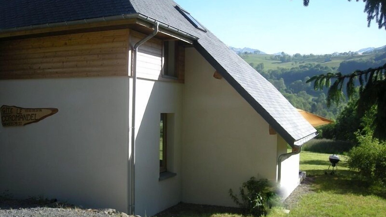 Photo of Outdoor in Campan