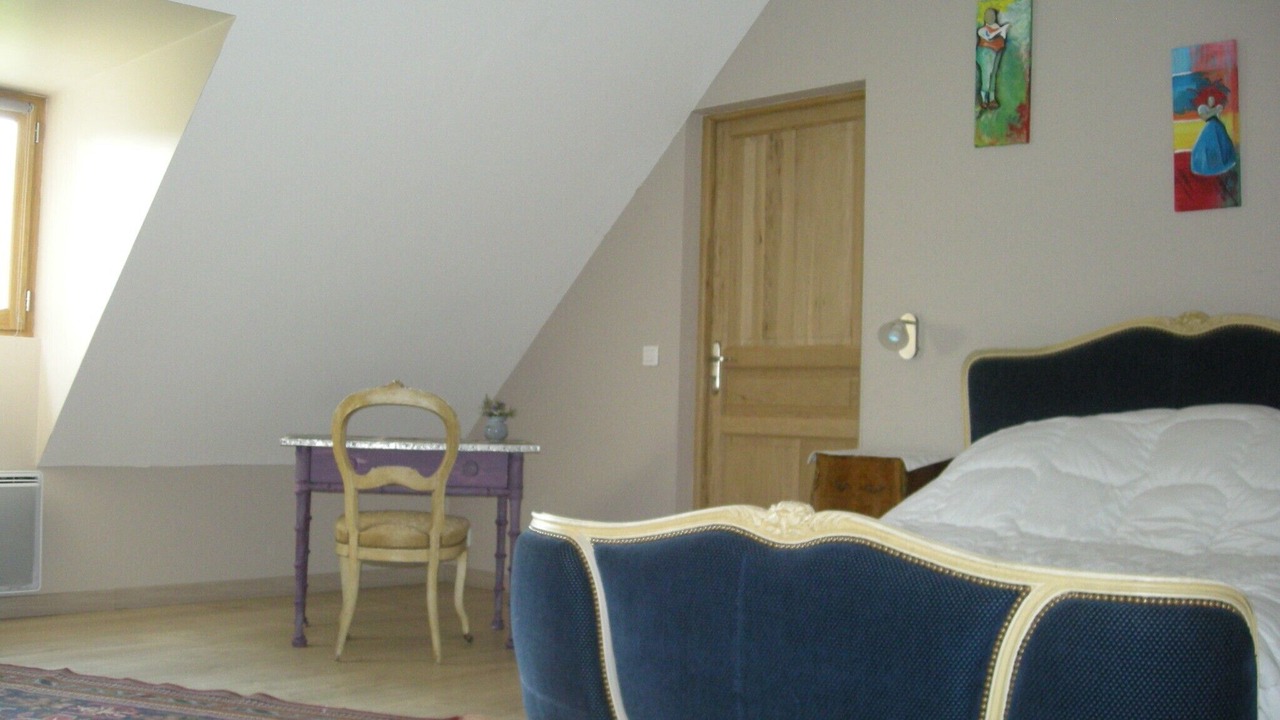 Photo of Bedroom in Campan