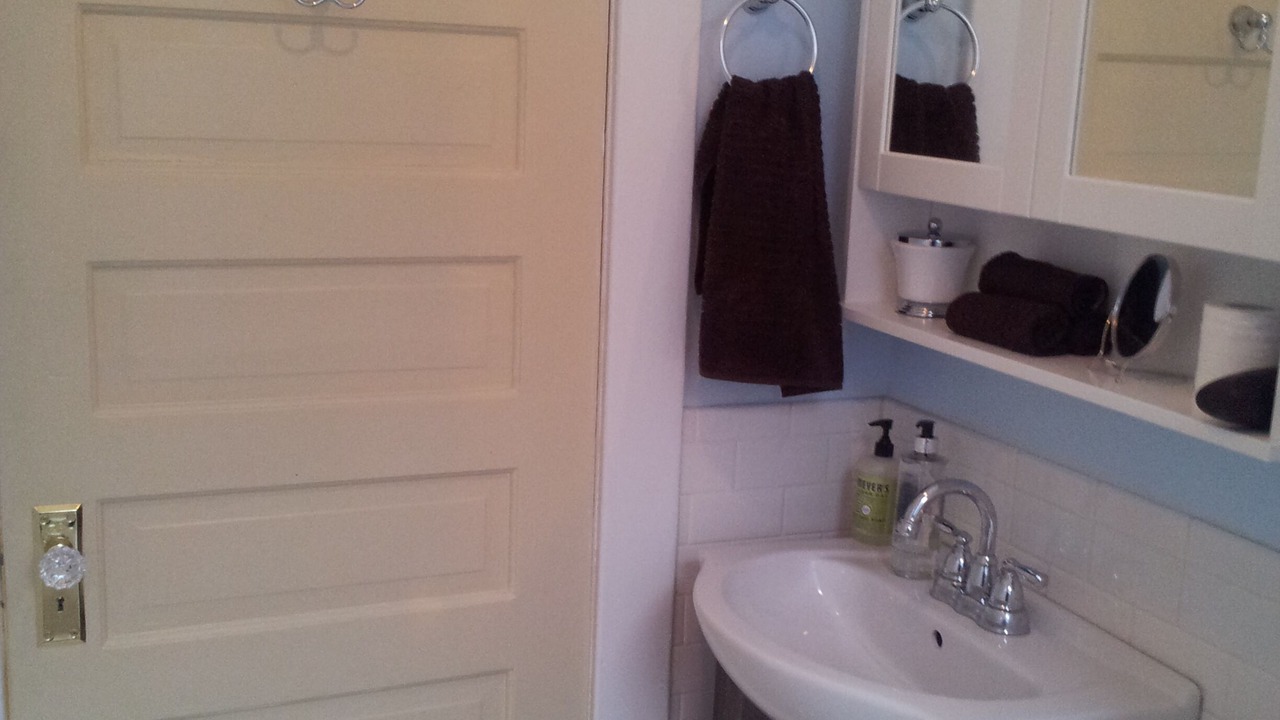 Photo of Bathroom in Sunnyside