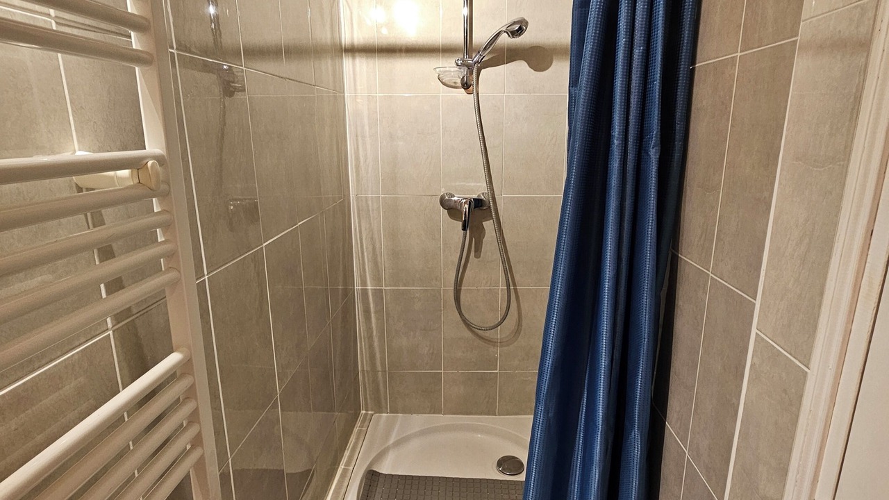 Photo of Bathroom in Pornic