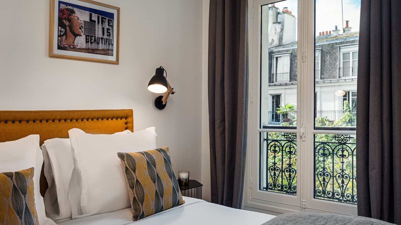 Photo of Bedroom in Val-de-Grace