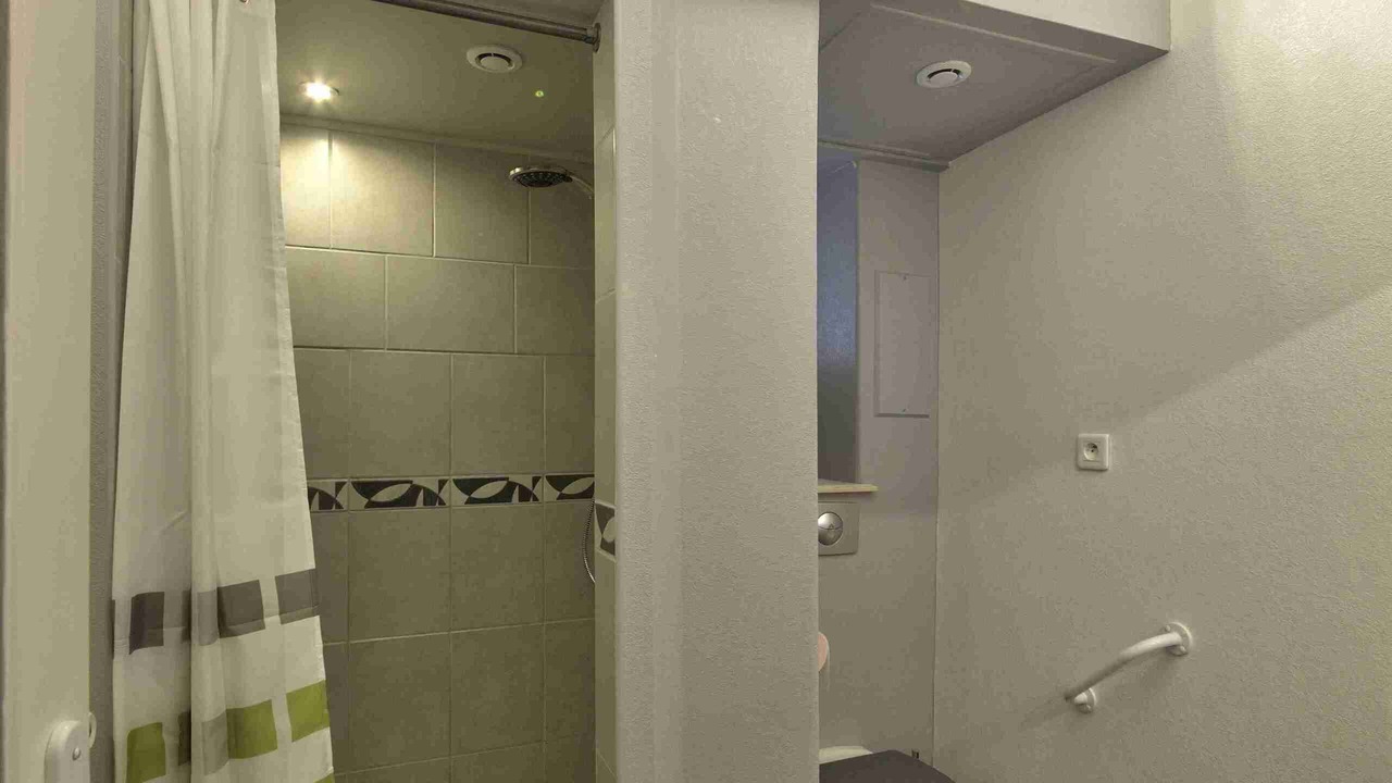 Photo of Bathroom in Wavrans-sur-l'Aa