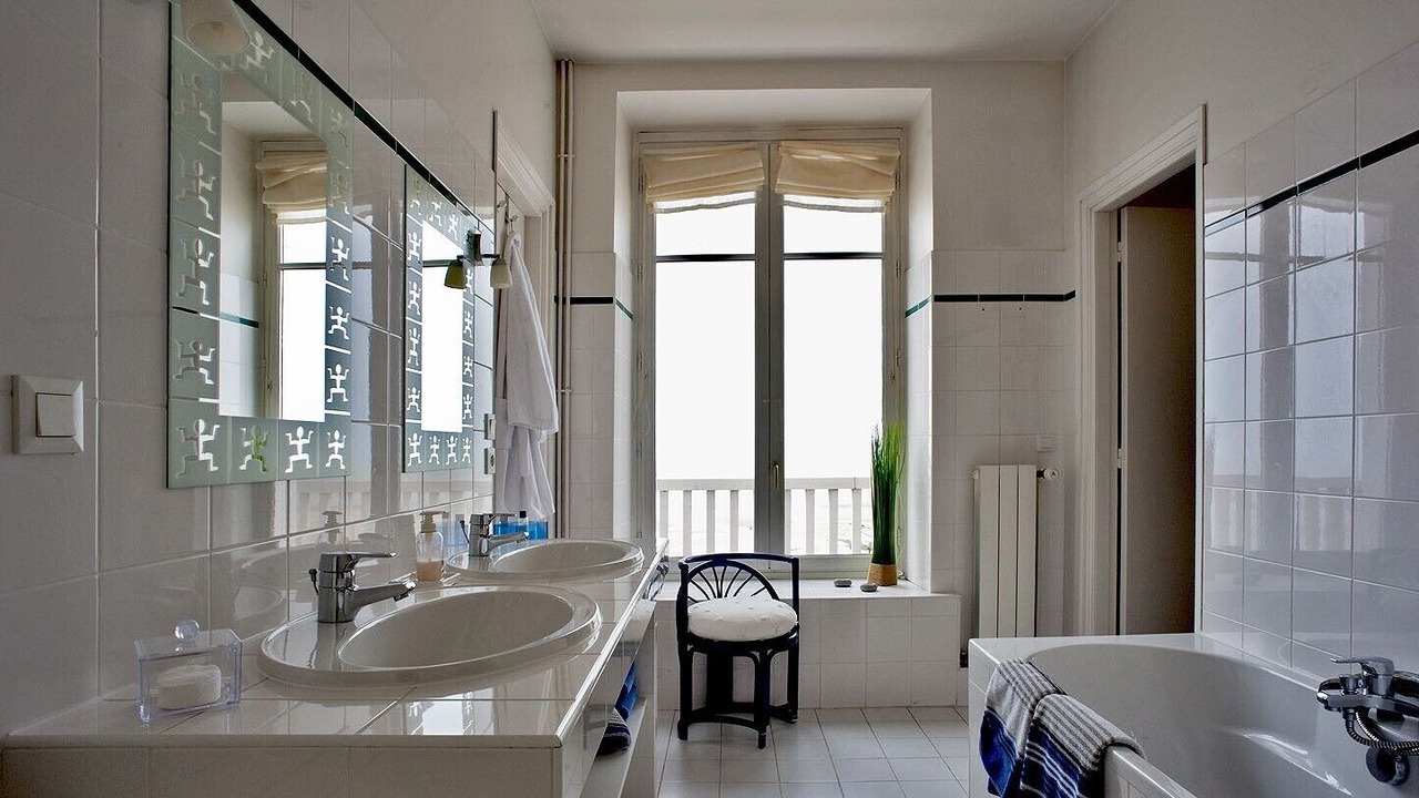 Photo of Bathroom in Cabourg