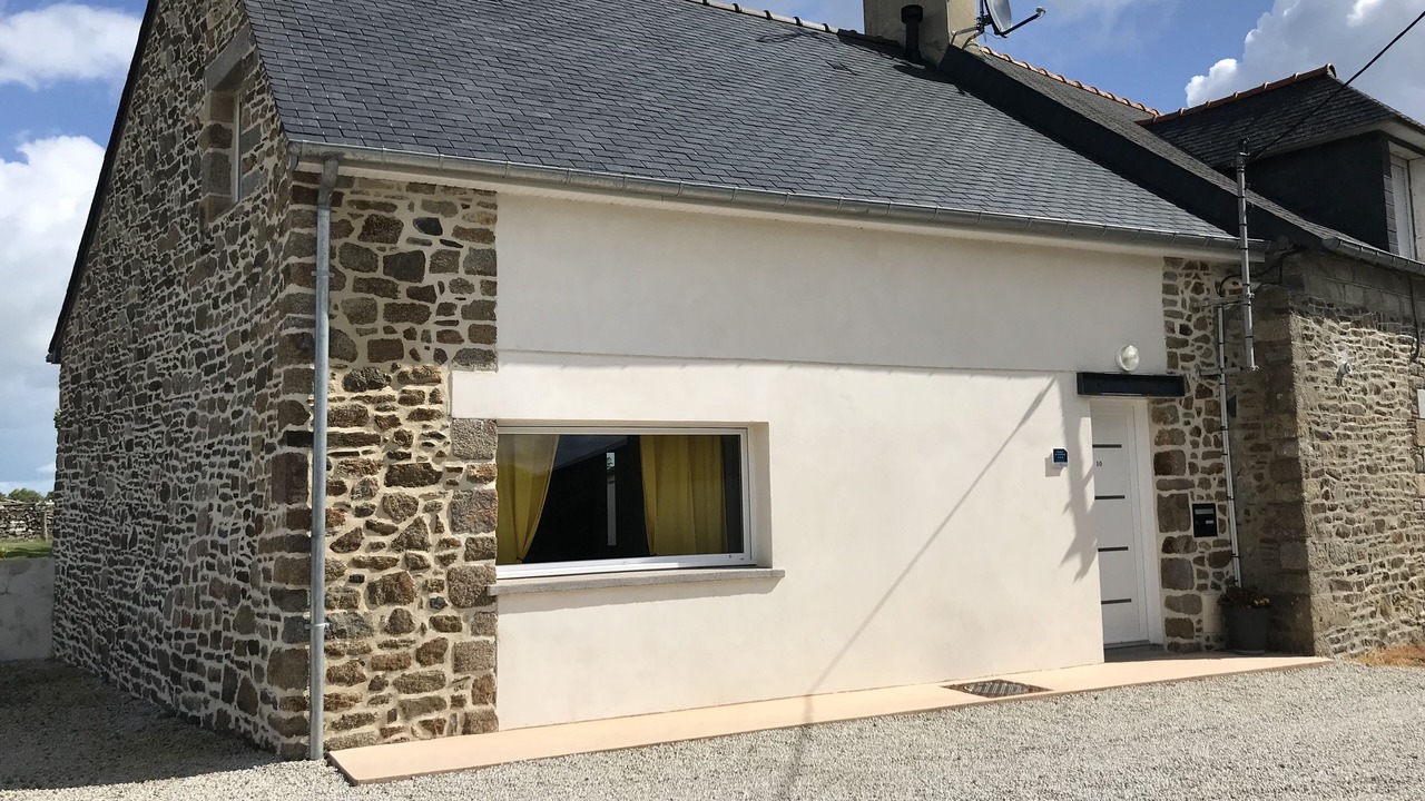 Photo of Outdoor in Saint-Broladre