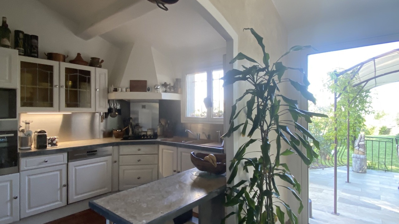 Photo of Kitchen in Trets