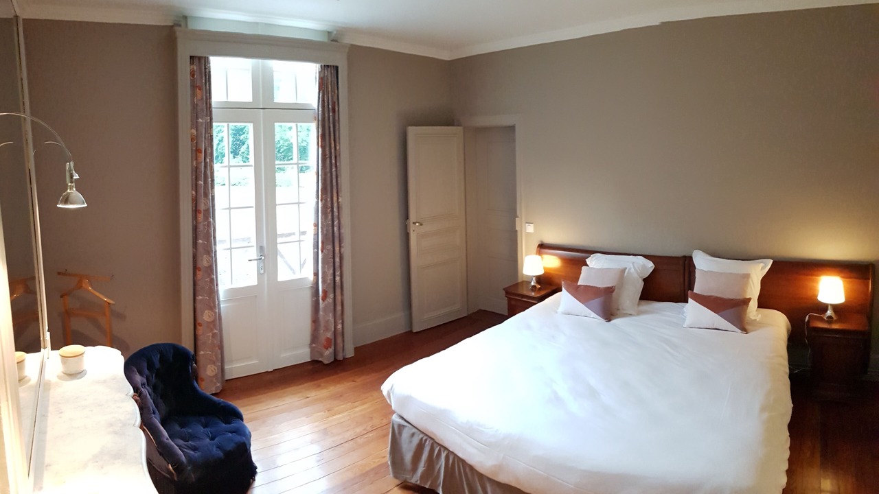 Photo of Bedroom in Les Baux-Sainte-Croix
