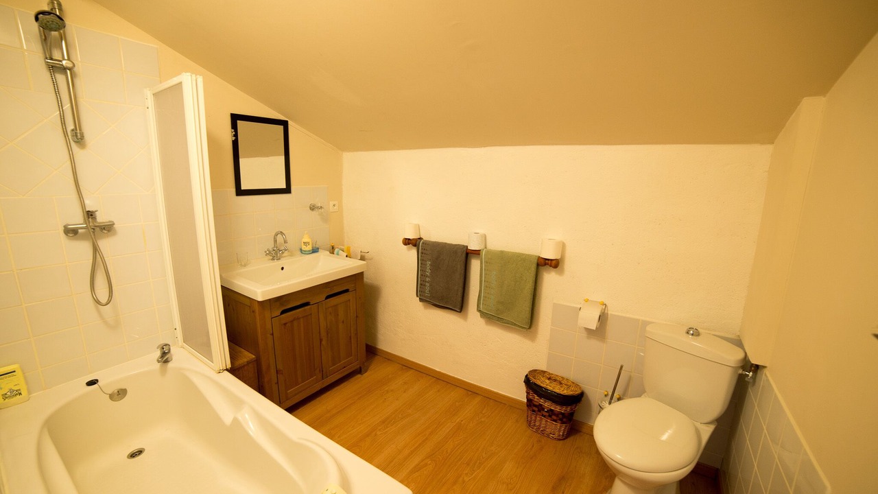 Photo of Bathroom in Saverdun