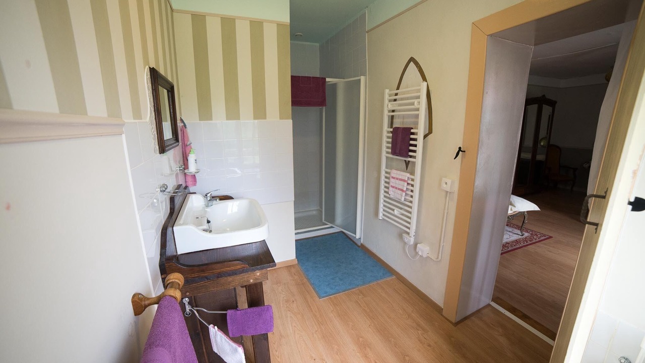 Photo of Bathroom in Saverdun