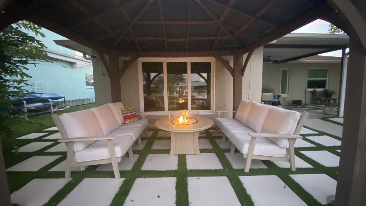 Photo of Patio Balcony in Hudson Beach Estates