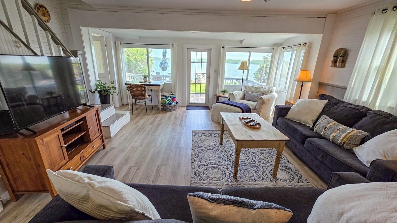 Photo of Livingroom in Auburn
