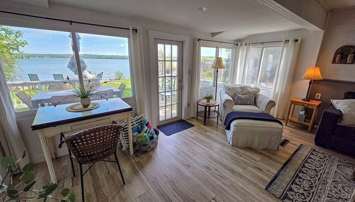 Photo of Livingroom in Auburn