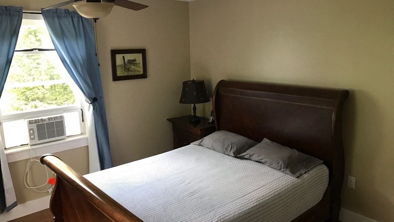 Photo of Bedroom in Jeffersonville