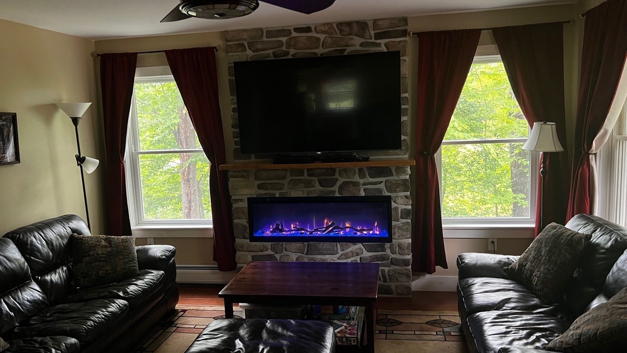 Photo of Livingroom in Jeffersonville