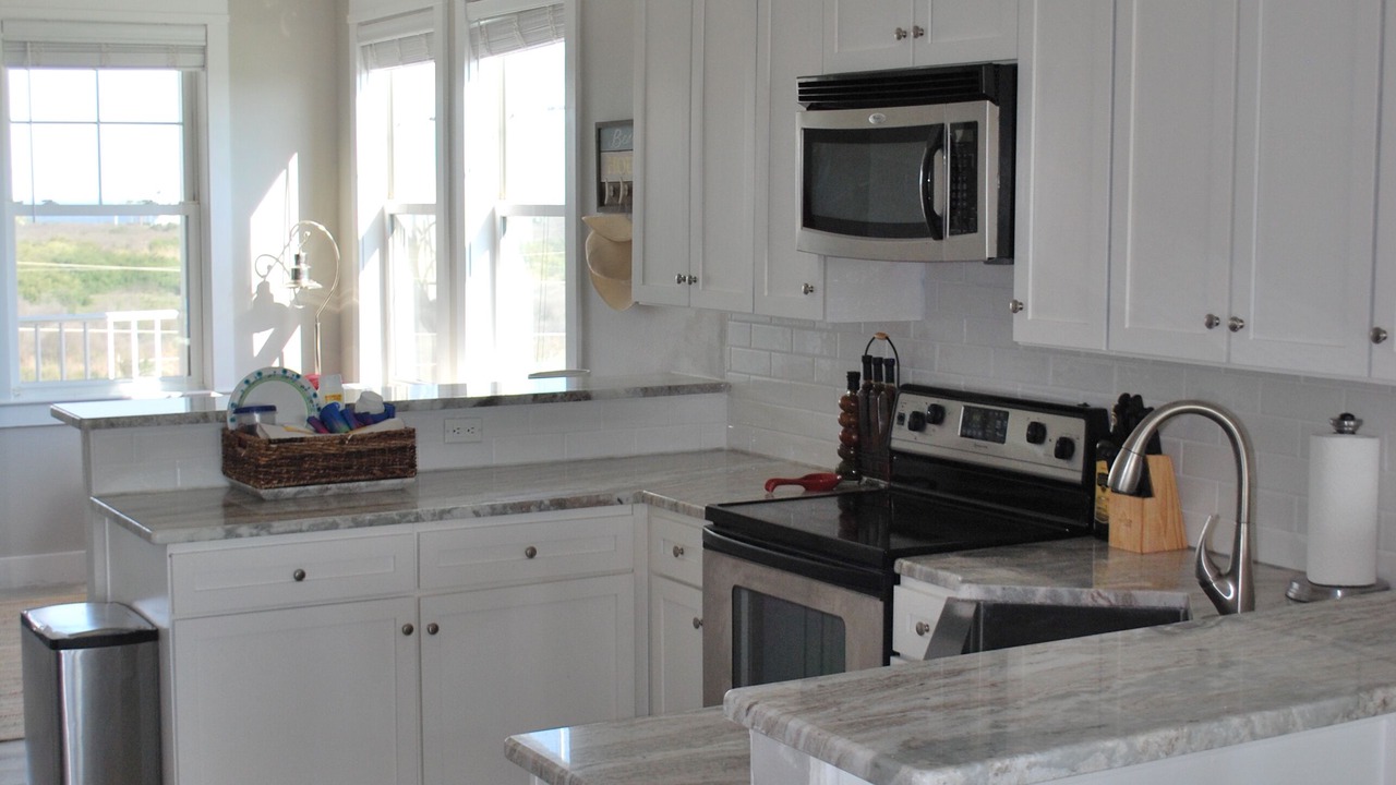 Photo of Kitchen in Red Fish Cove