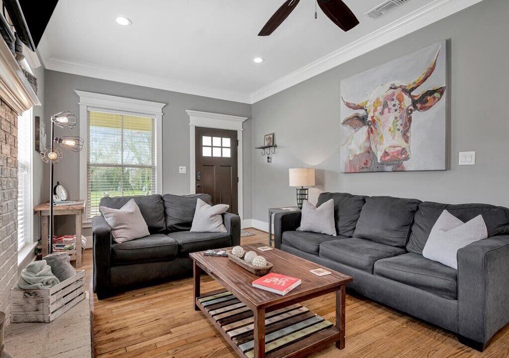 Photo of Livingroom in Nacogdoches
