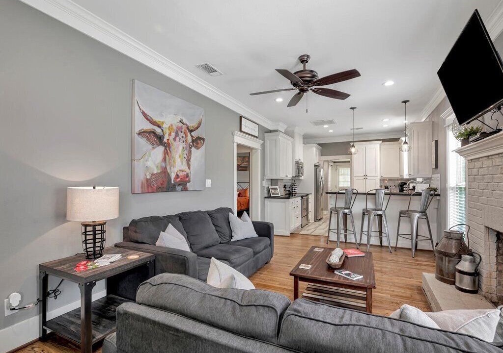 Photo of Livingroom in Nacogdoches