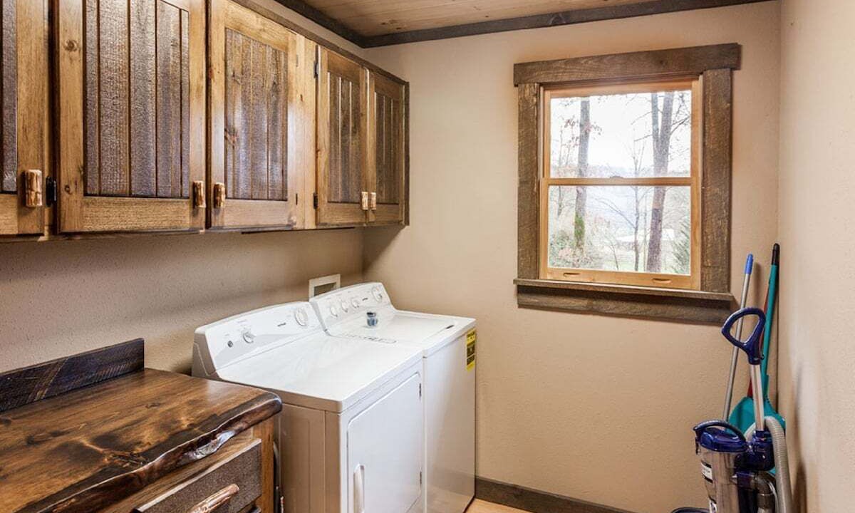 Photo of Bedroom in Ellijay