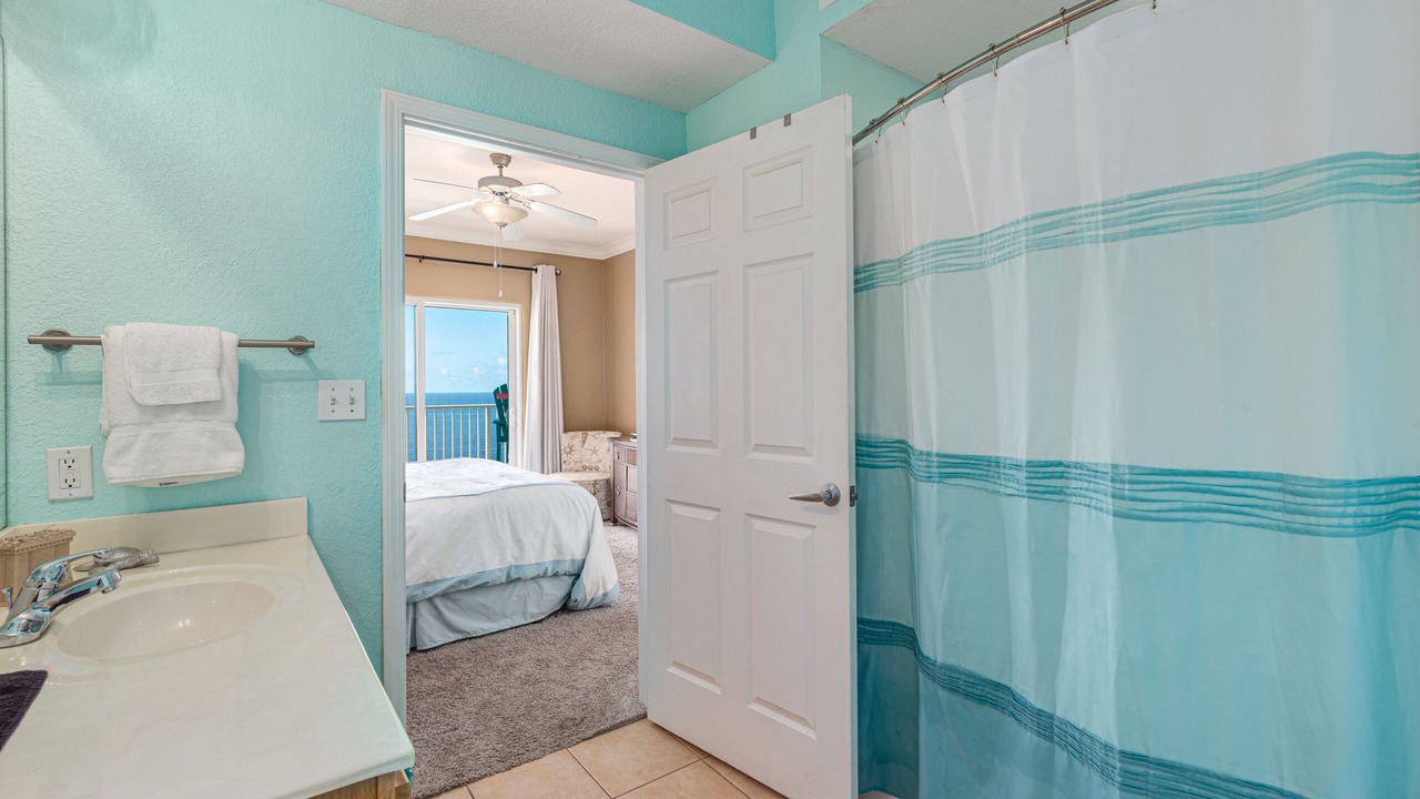 Photo of Bedroom in Gulf Shores