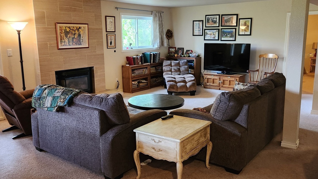 Photo of Livingroom in West Colorado Springs