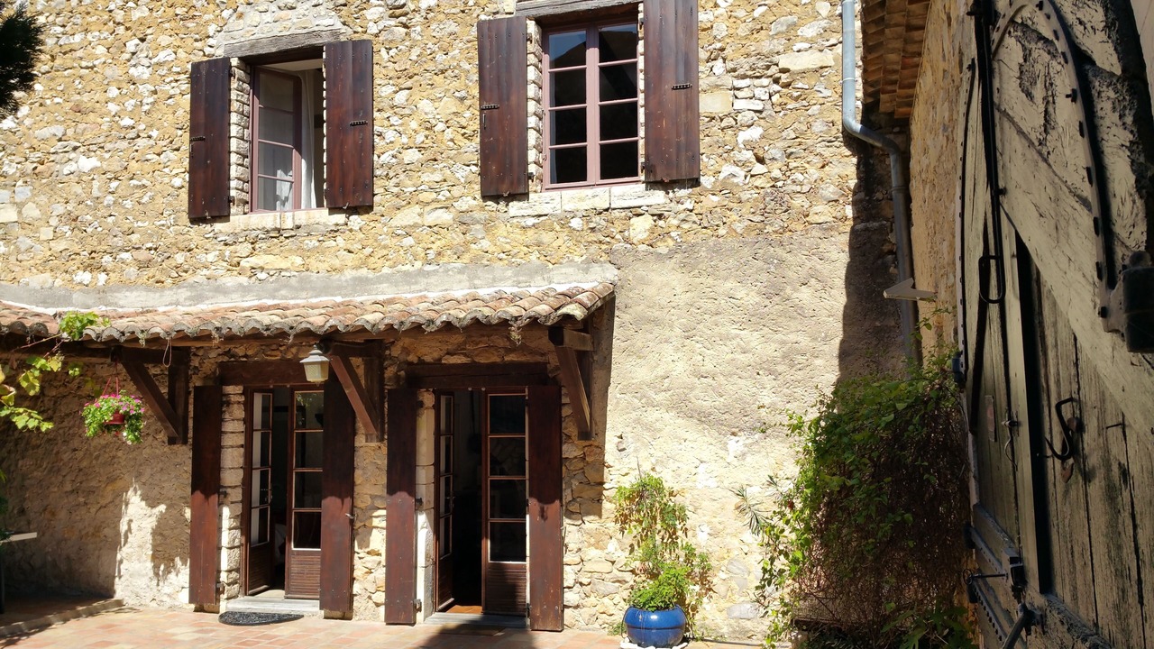 Photo of Outdoor in Lagorce