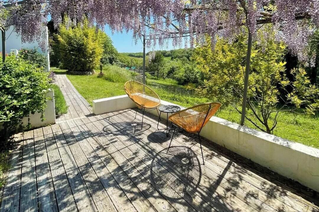 Photo of Patio Balcony in Vic-Fezensac