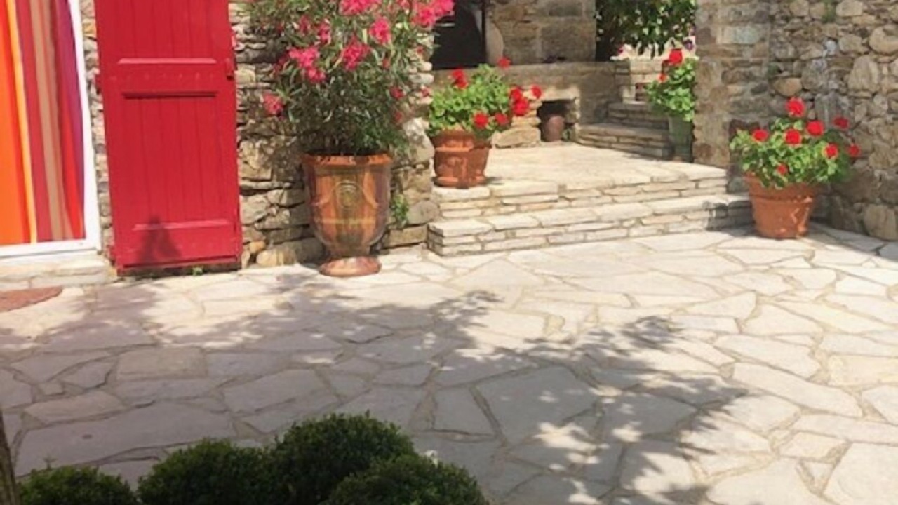 Photo of Outdoor in Peyrolles