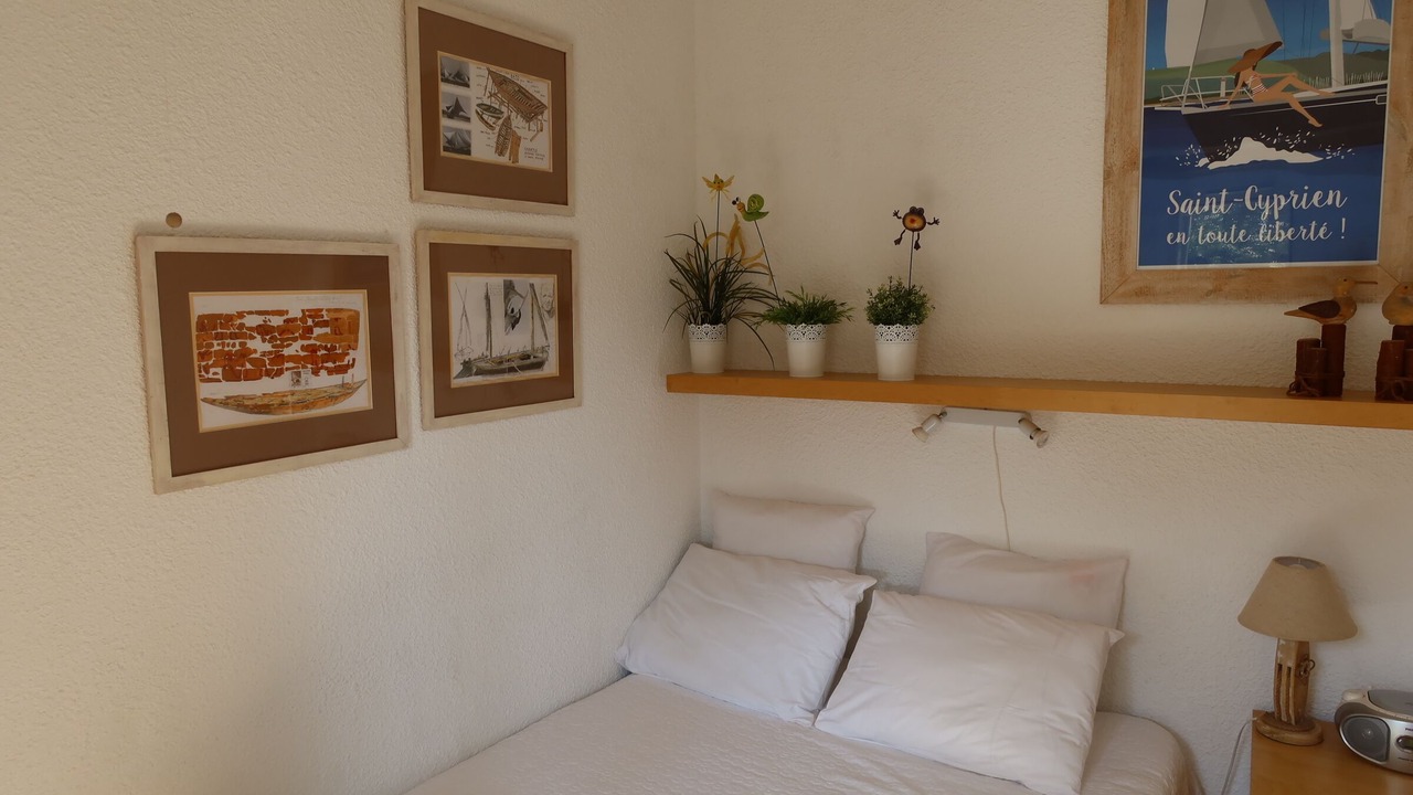 Photo of Bedroom in Saint-Cyprien Plage