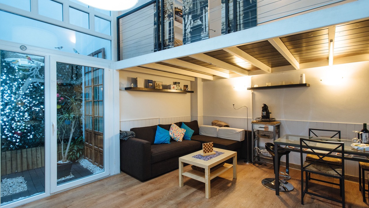 Photo of Livingroom in Alameda