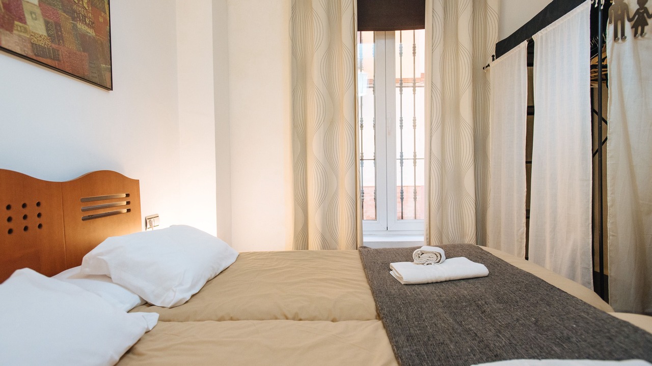 Photo of Bedroom in Alameda