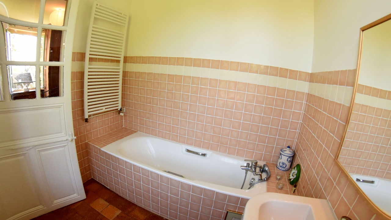 Photo of Bathroom in Le Plessis-Dorin
