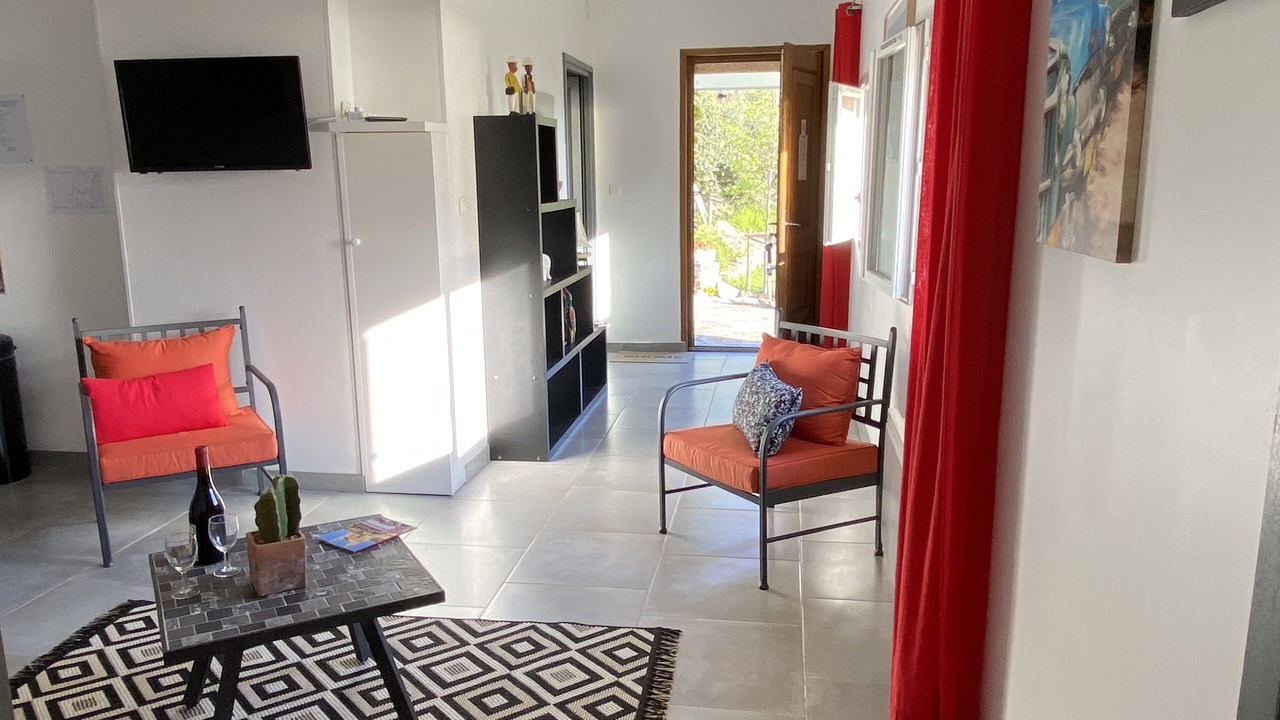 Photo of Others in Cardo