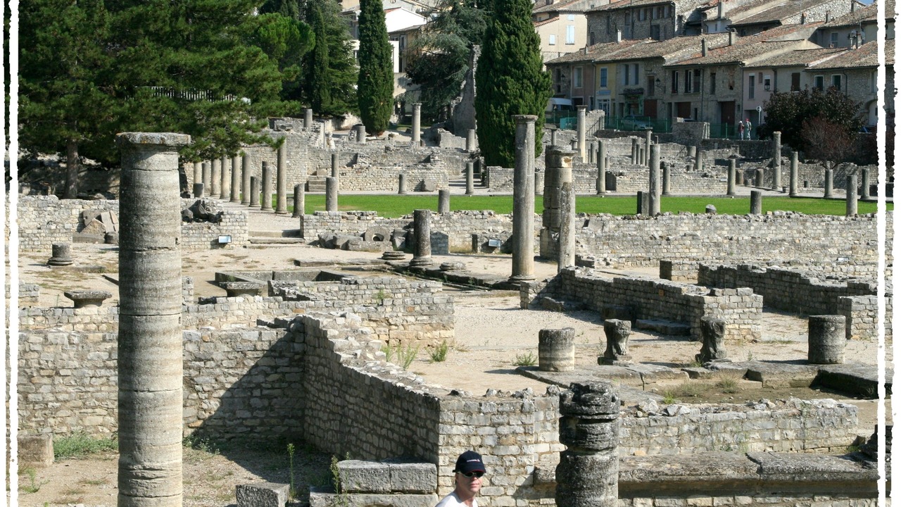 Photo of Others in Sablet