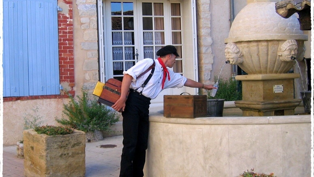 Photo of Others in Sablet