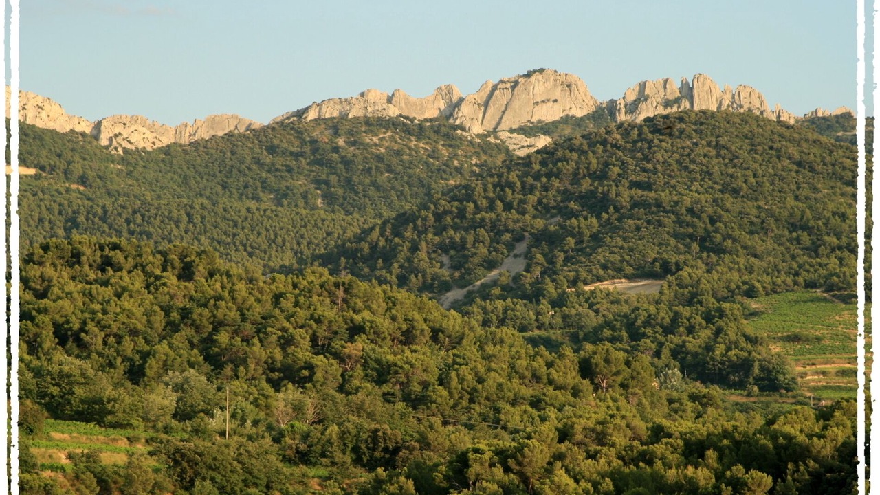 Photo of Others in Sablet