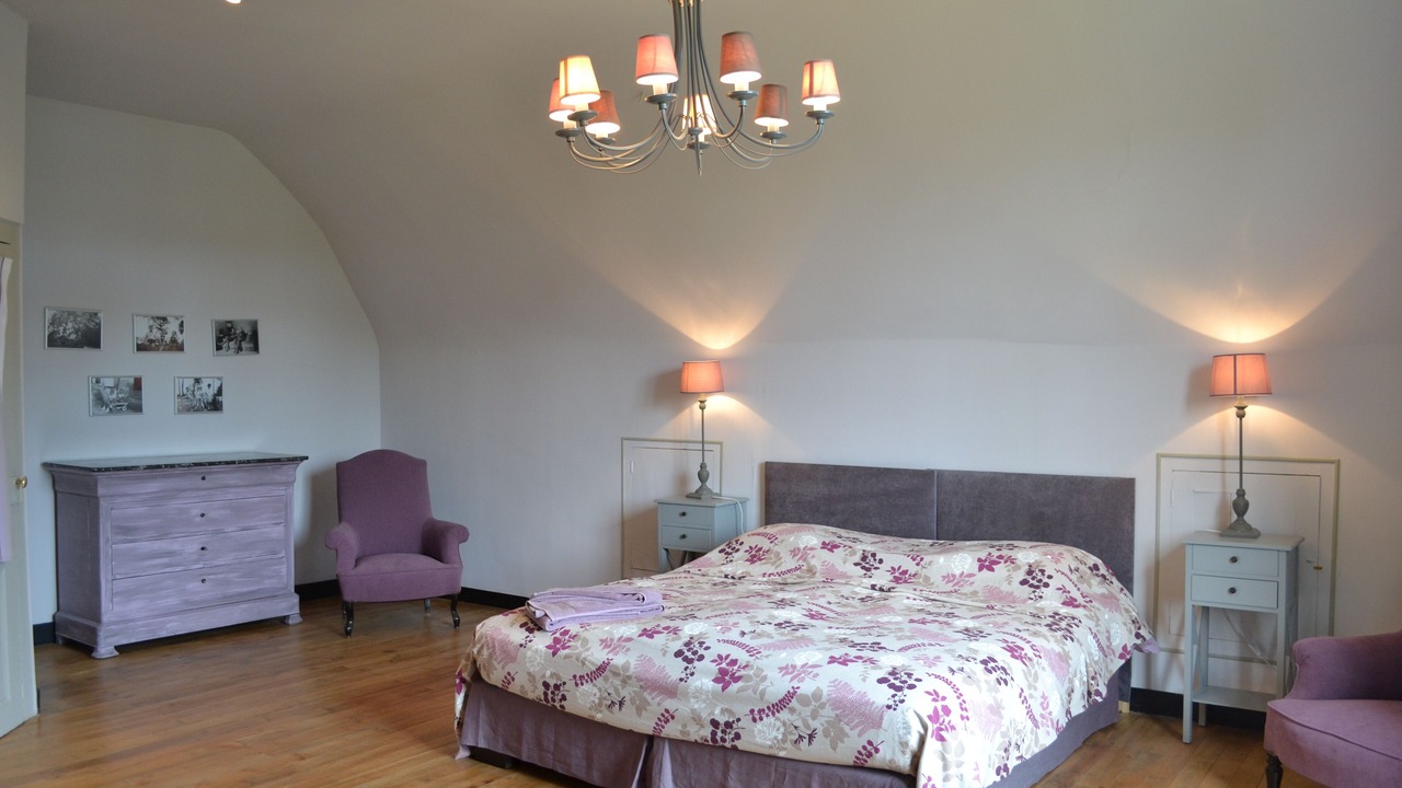 Photo of Bedroom in Monts