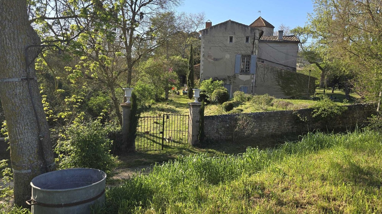 Photo of Outdoor in Pieusse