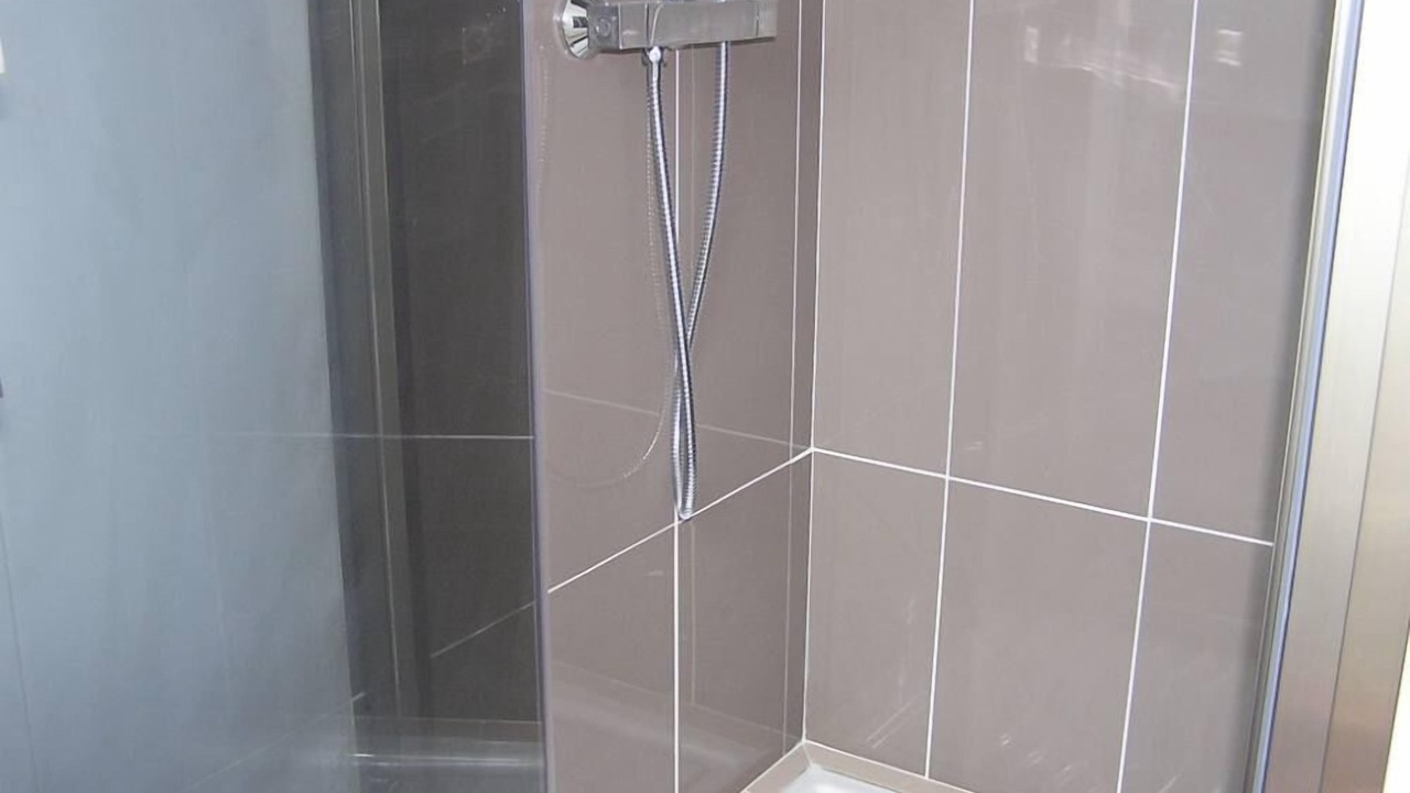 Photo of Bathroom in Theix-Noyalo