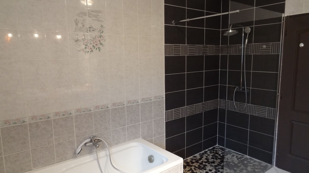 Photo of Bathroom in Sainte-Eulalie-en-Born