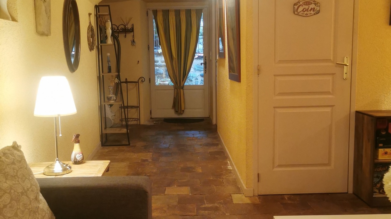 Photo of Livingroom in Montreal